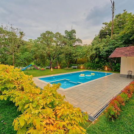 Glen Castle Vagamon Pool Resort By Voye Homes Exteriér fotografie