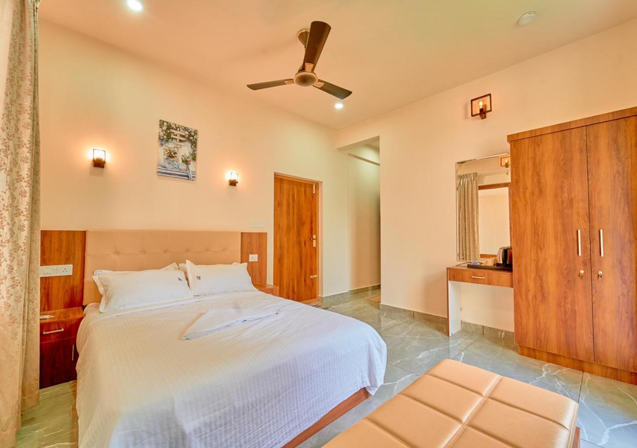 Glen Castle Vagamon Pool Resort By Voye Homes Exteriér fotografie