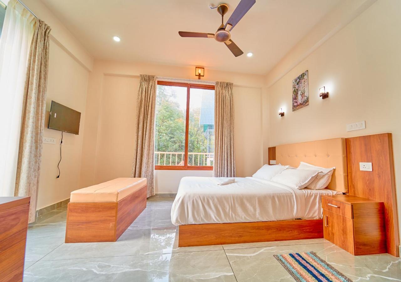 Glen Castle Vagamon Pool Resort By Voye Homes Exteriér fotografie