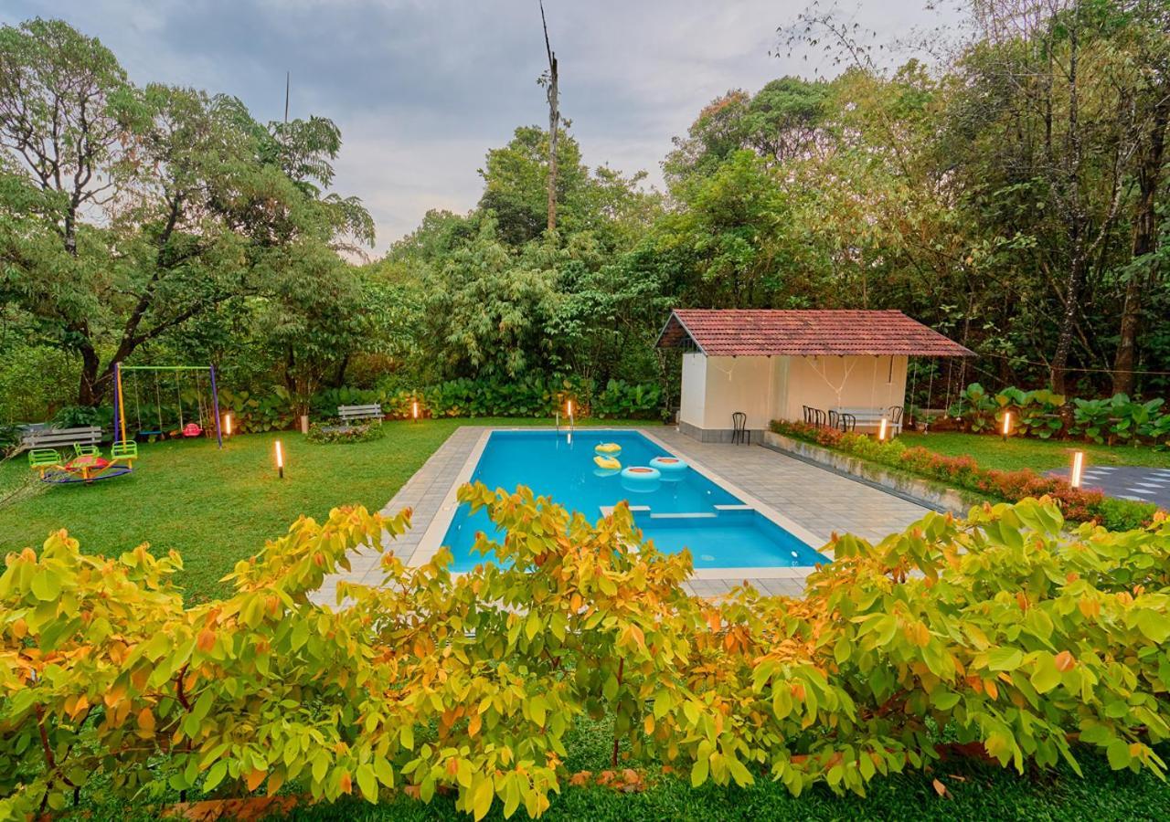 Glen Castle Vagamon Pool Resort By Voye Homes Exteriér fotografie