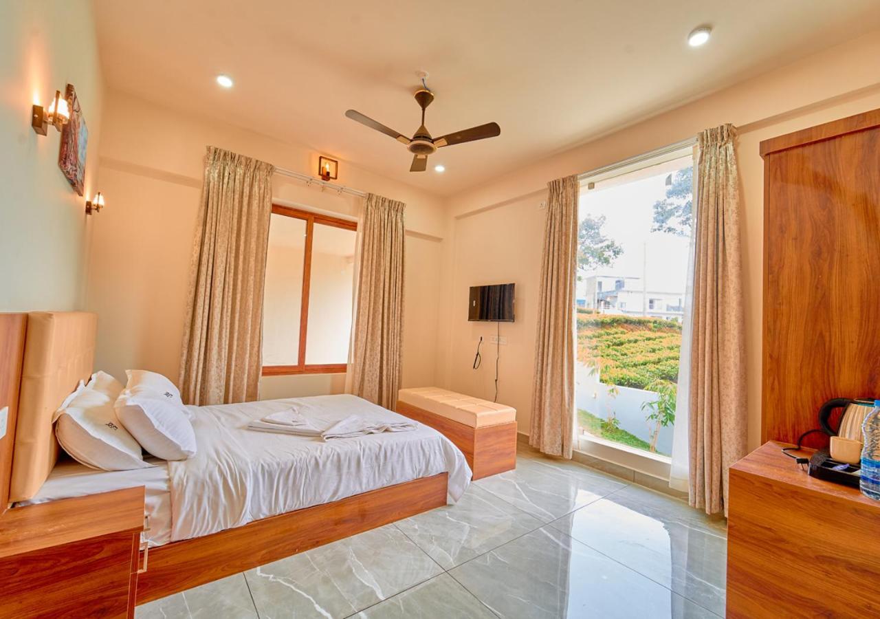 Glen Castle Vagamon Pool Resort By Voye Homes Exteriér fotografie