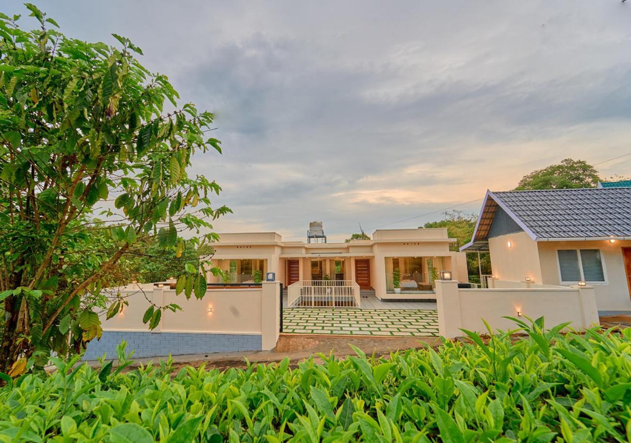 Glen Castle Vagamon Pool Resort By Voye Homes Exteriér fotografie